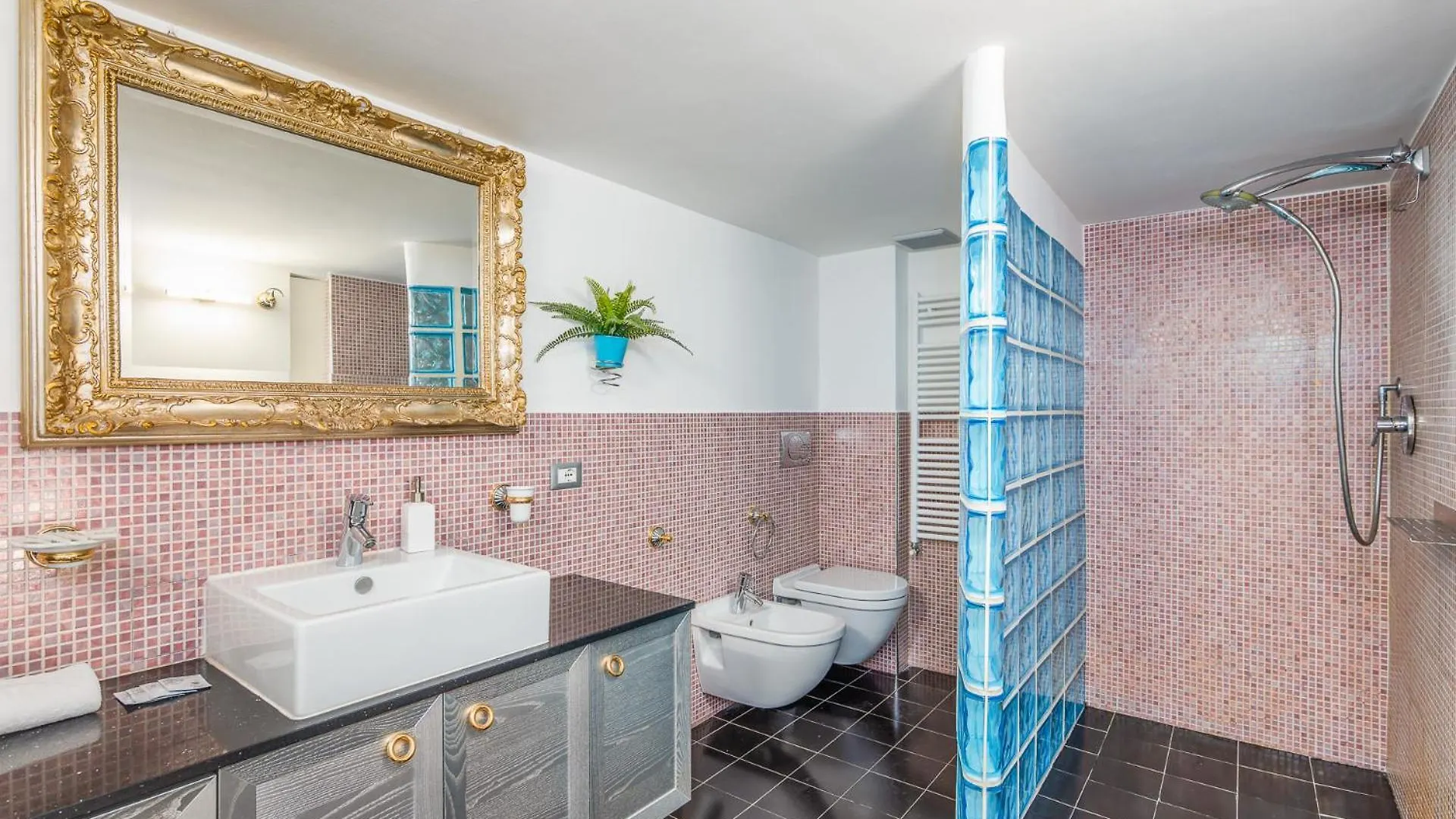米兰Loft Design On 3 Levels Near The Polytechnic公寓 意大利
