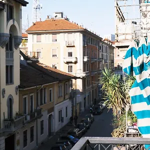 Comecasa 2 Bedrooms In Via Curtatone Milan